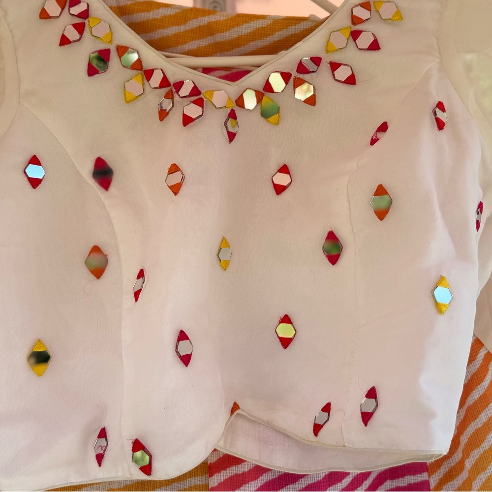 Lehenga, blouse, dupatta Striped Pink & Yellow Maxi Skirt - Women - Picture 5 of 9